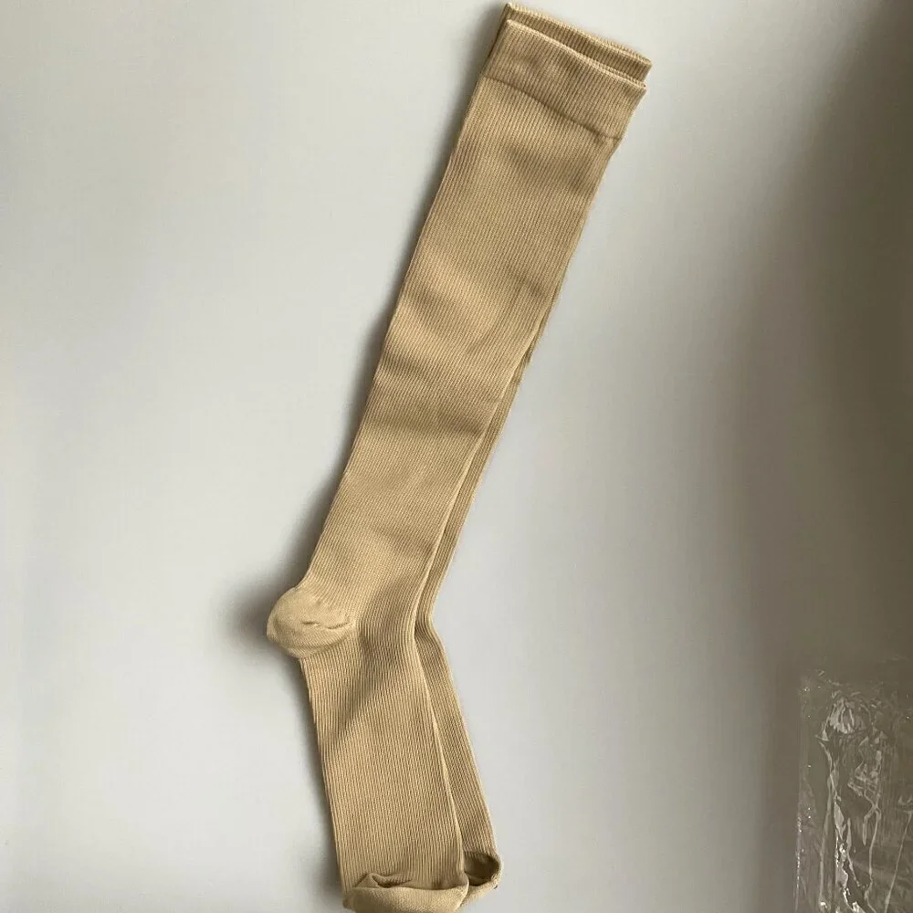 NEW COMPRESSION SOCKS L/XL